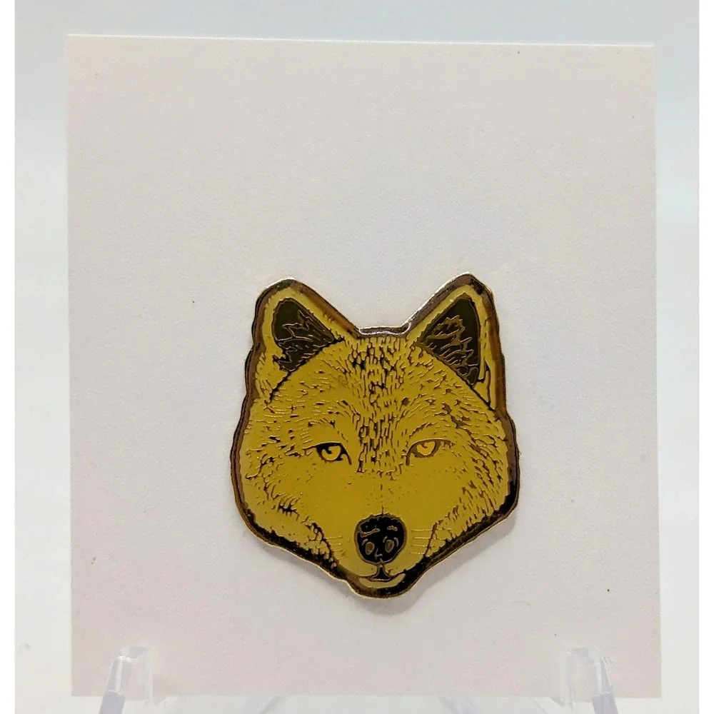 G+G Emblems Gold Wolf Souvenir Enamel Lapel Pin